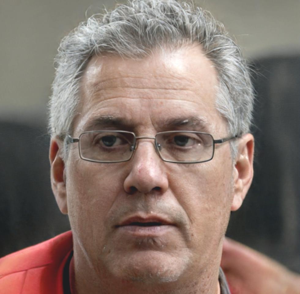 Instructor Callum Broxholme teaching financial modeling concepts